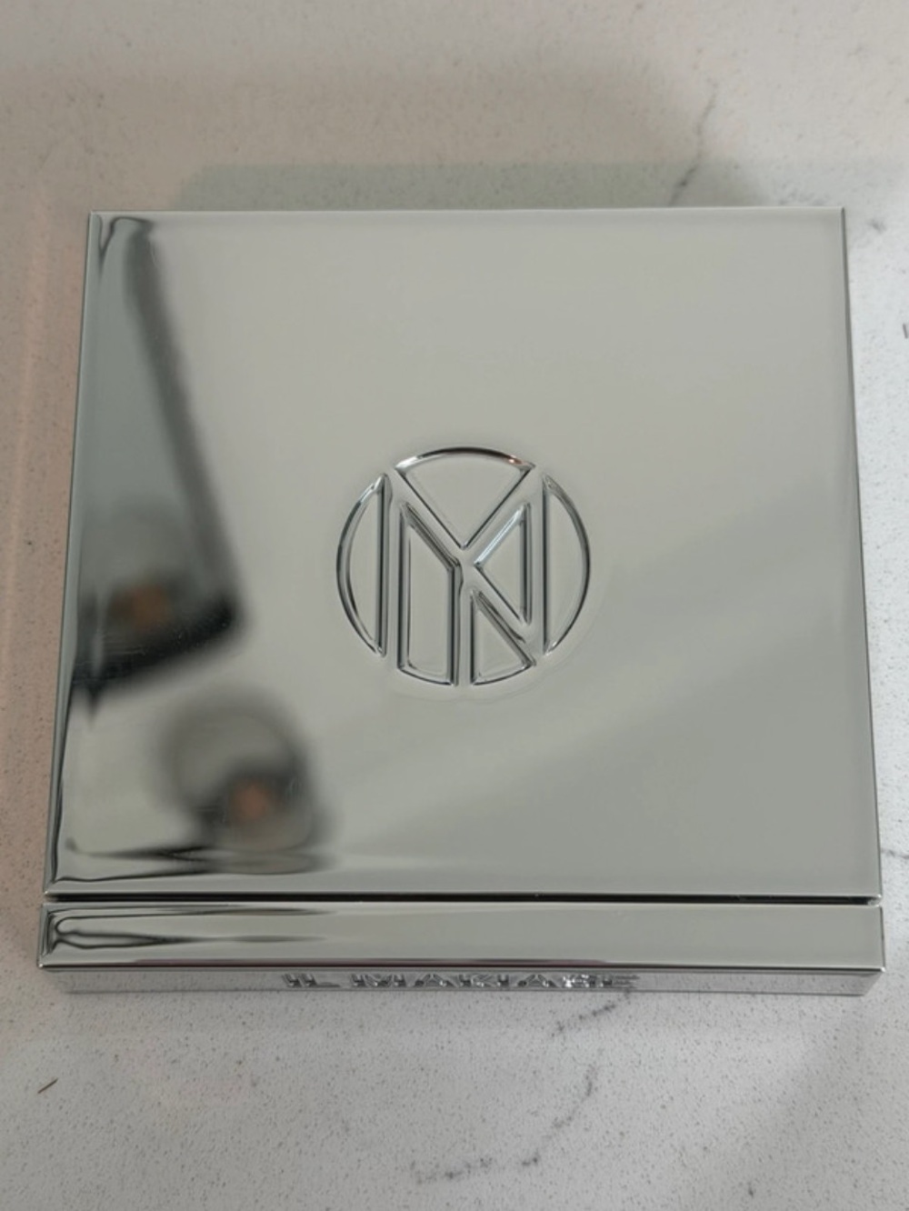 IL Makiage Eye Shadow - Picture 2 of 6